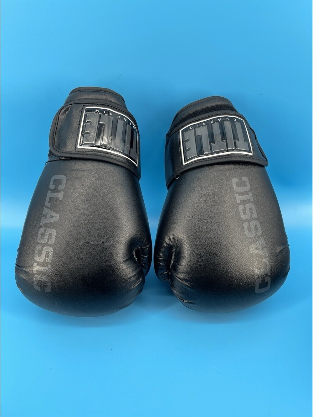 Title Classic Boxing Gloves Black Hook & Loop Training Sparring 10 oz Pair